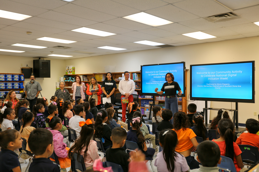 A welcome slide kicks off the community reading activity.