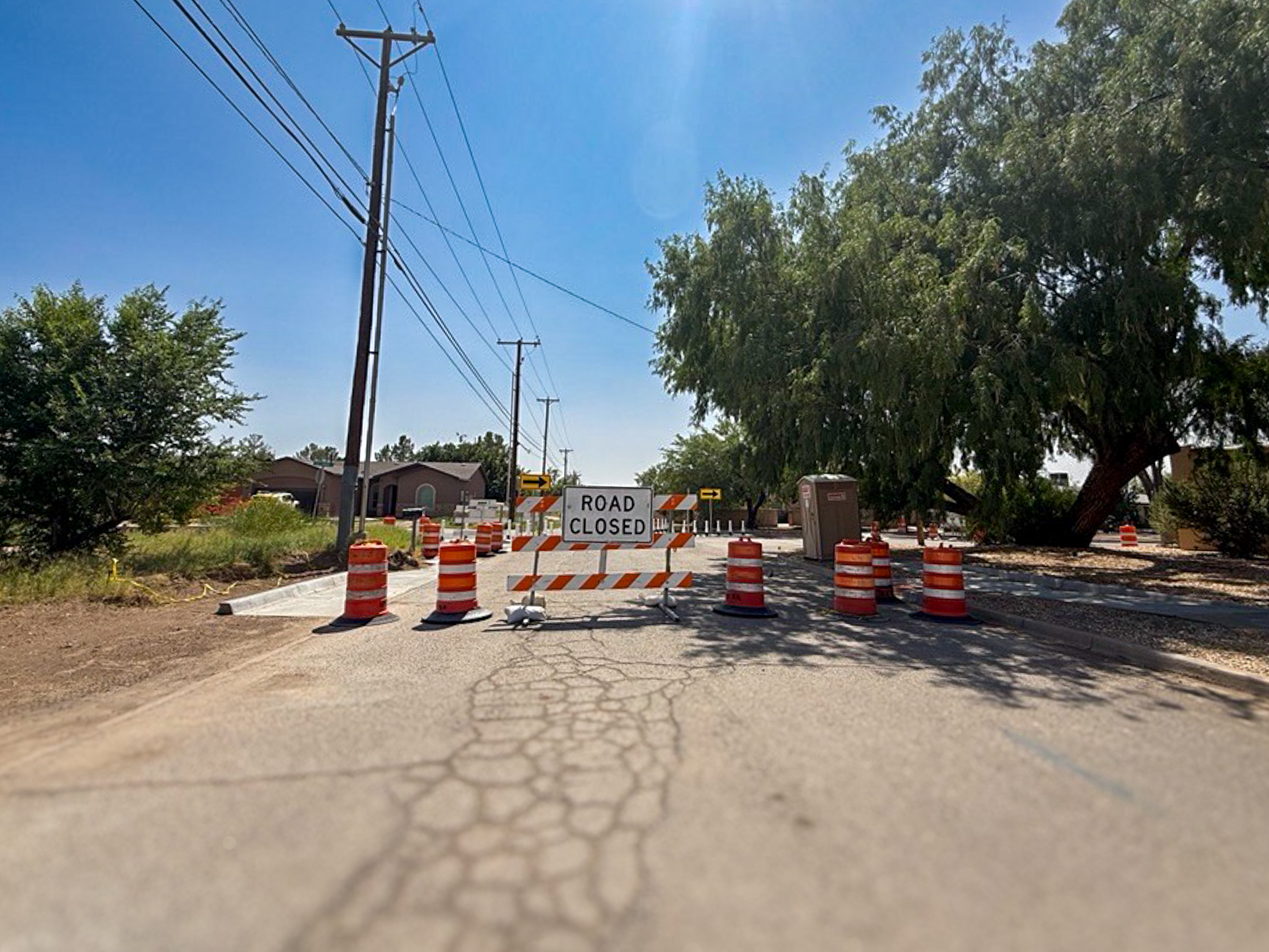 Frontera Road