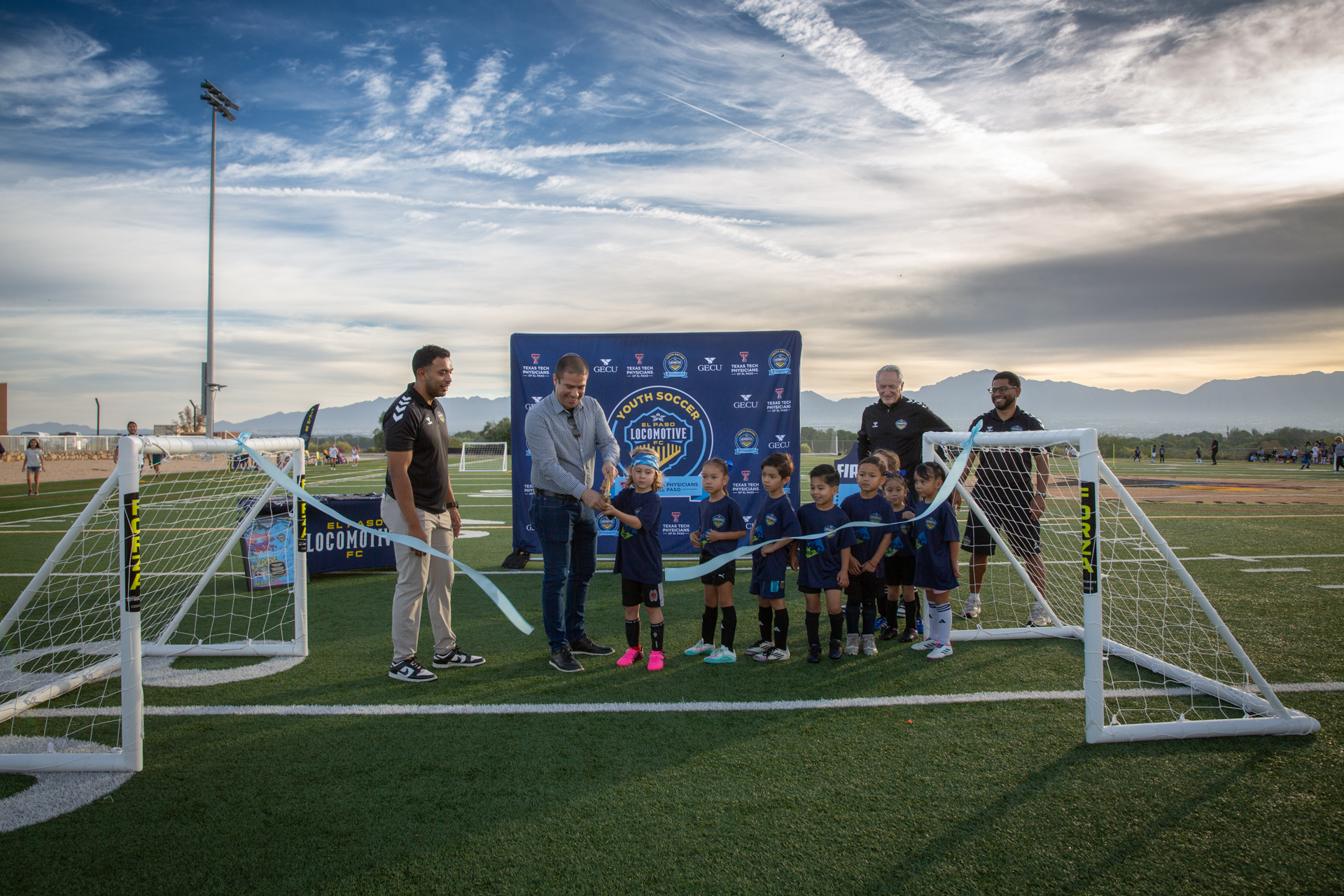 Ribbon cutting for First Stop Rec Soccer on the turf at the Sunland Park Sports Complex / Corte de listón de First Stop Rec Soccer en la cancha del Sunland Park Sports Complex